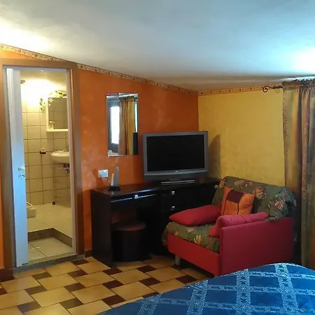 Fantar House B&B