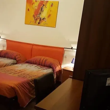 Alojamento de Acomodação e Pequeno-almoço Fantar House Carbonia